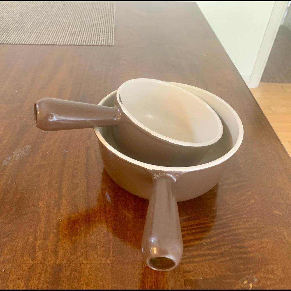 Set of 2 La Creuset saucepans